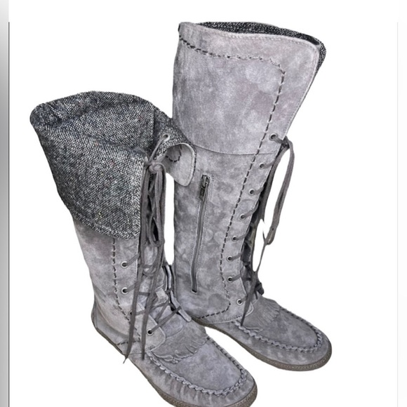 UGG Somaya F3013E Women’s Tall Gray Brown Moccasin Boots Women SIZE 6.5 NWOT - Picture 8 of 9